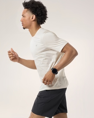 始祖鸟 Arc'teryx Cormac Crew Neck Shirt SS功能性圆领短袖T恤