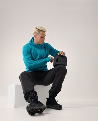始祖鸟 Arc'teryx Delta-hybrid-hoody混纺抓绒连帽衣